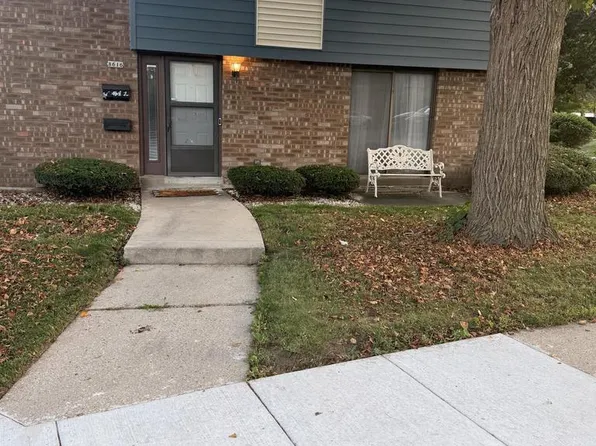 8616 N Servite DRIVE, Milwaukee, WI 53223
