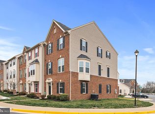 7030 Kona Dr, Gainesville, VA 20155