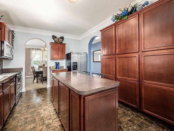 4th image of 8693 Brenstuhl Park Dr