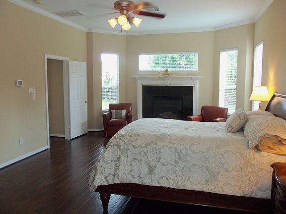 Main Bedroom w/Fireplace