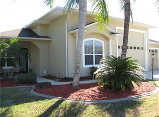 1136 Motorcoach Dr, Polk City, FL 33868