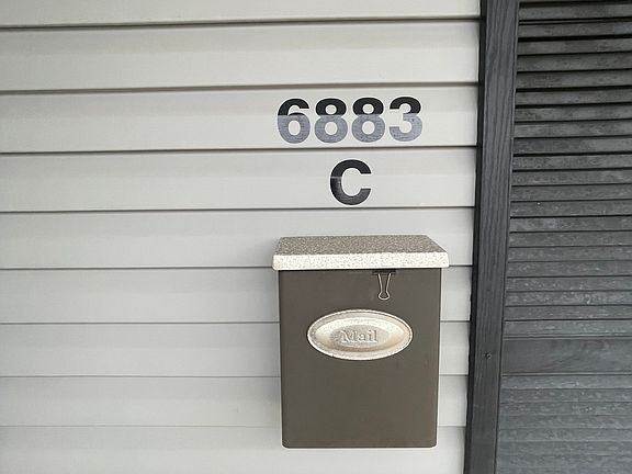 2nd image of 6883 Colonial Dr