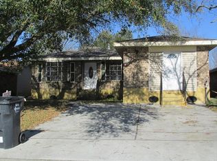 5421 Norgate Dr, New Orleans, LA 70127