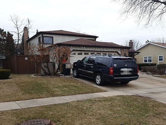 3rd image of 785 Jody Ln