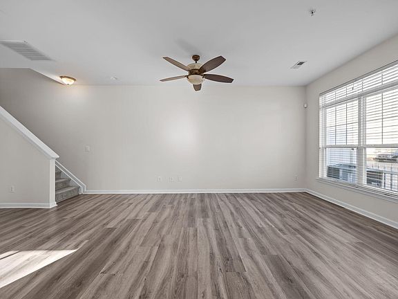 3rd image of 8621 Neuse Club Ln APT 100