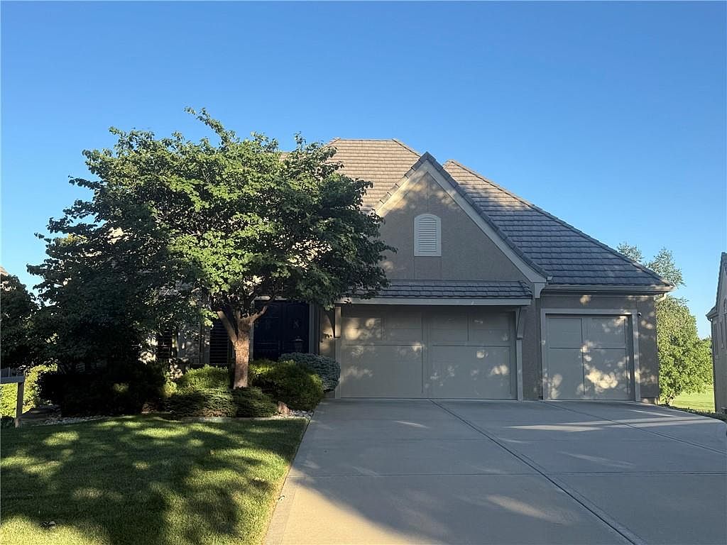 14105 Nicklaus Dr — Nicklaus Golf Club at Lions Gate