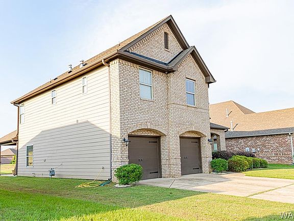 4th image of 1505 Maxwell Cir