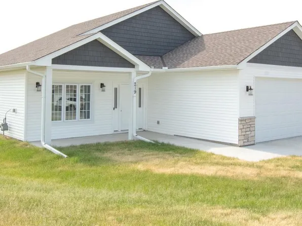 219 Falcon Run, Eagle Lake, MN 56024