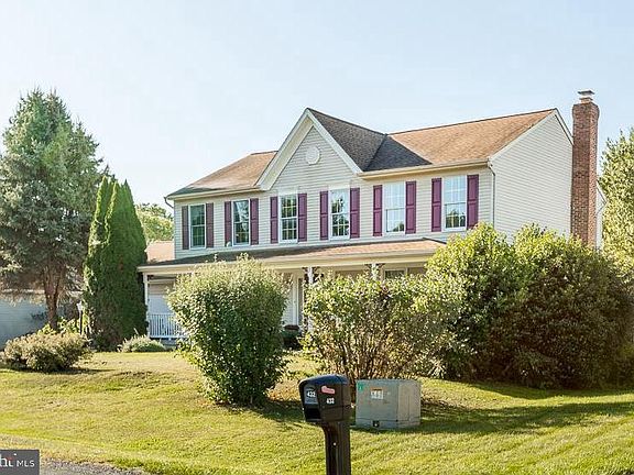 2nd image of 434 Westmoreland Dr