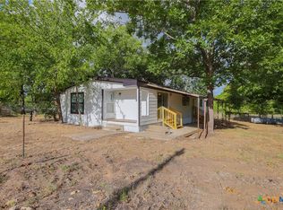 3041 Fm 671, Luling, TX 78648