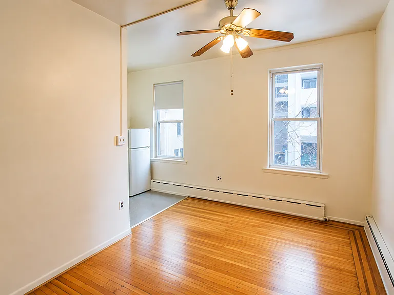1951 Locust St #2A — Photo 1