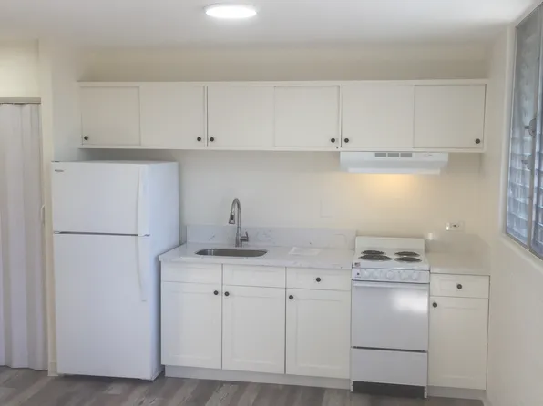 34 Hialoa St, Honolulu, HI 96817