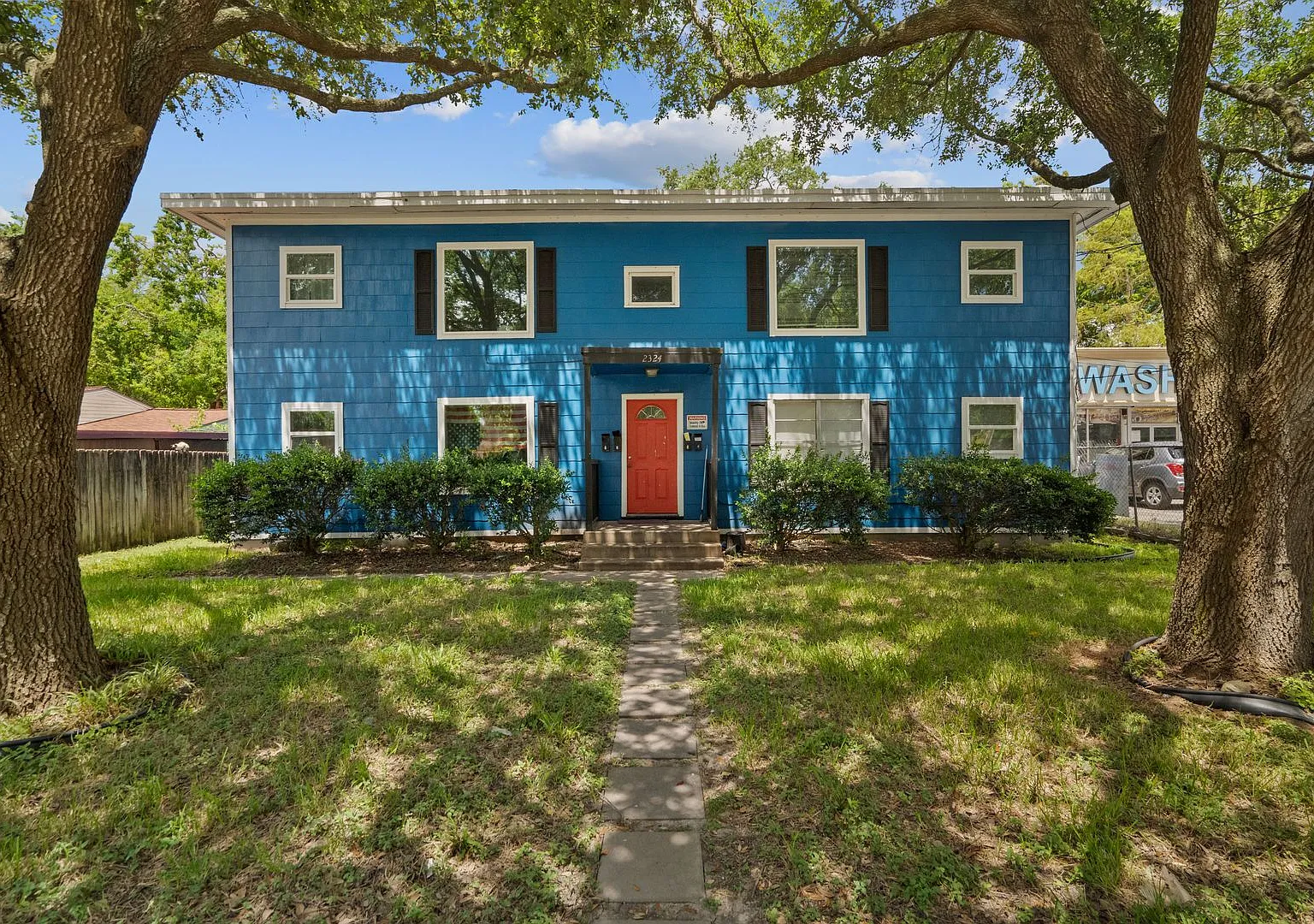 2324 Cedar Dr — Photo 1