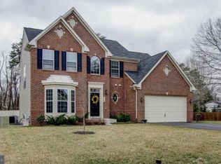 812 Janet Dale Ln, Severn, MD 21144