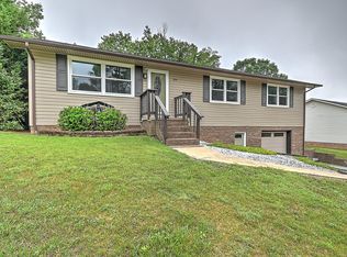 554 Cecil D Quillen Dr, Duffield, VA 24244