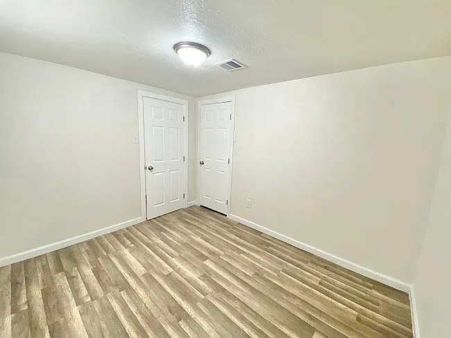 1620 W Colorado St — Photo 12