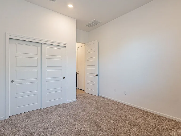 12442 N Appling Ave — Photo 29
