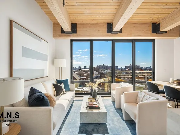 710 Metropolitan Ave, Brooklyn, NY 11211