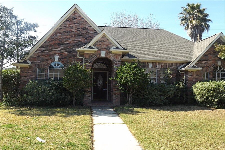 1st image of 16303 Doverton Ln