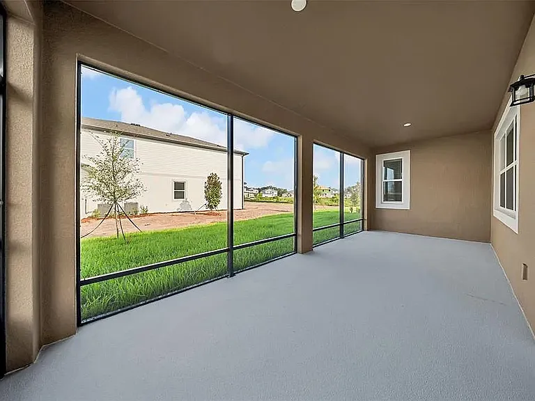 5841 Riverston Ave — Photo 20