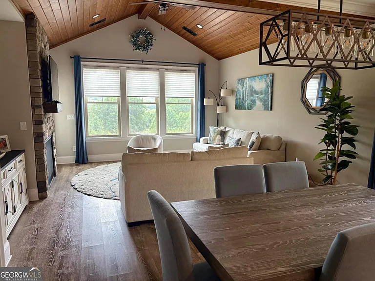 76 Hatch Dr — Photo 21
