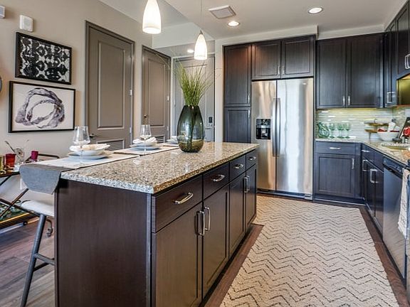 4th image of 901 Memorial City Way #2.1105