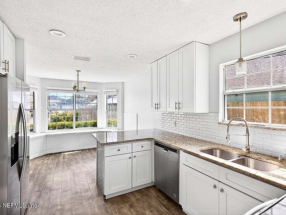 2nd image of 8508 LONG MEADOW Court