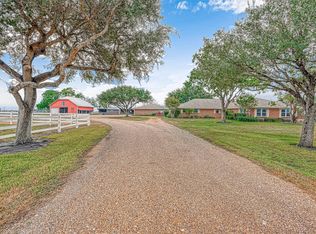 7935 Bushnell Rd, Needville, TX 77461
