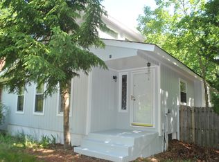 10 Montauk Blvd, East Hampton, NY 11937