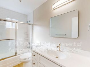 560 Dexter St APT L, Santa Rosa, CA 95404