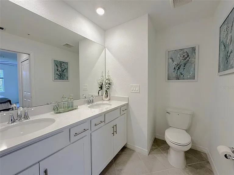14221 Heritage Landing Blvd #2017 — Photo 18