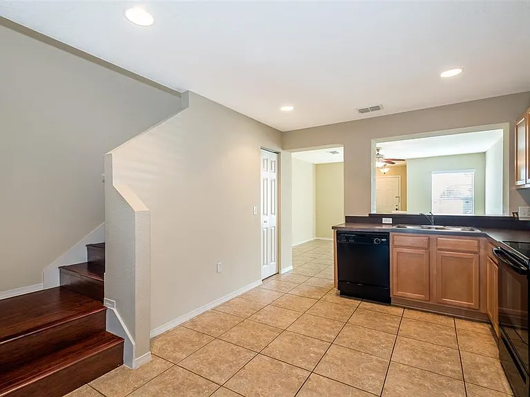 5087 Dominica Dr — Photo 14