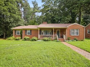 916 Maryland Ave, Suffolk, VA 23434