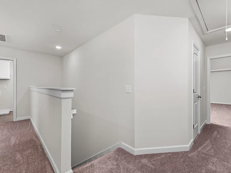3009 Stanhope Dr — Photo 6