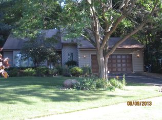 15896 Garden View Dr, Apple Valley, MN 55124