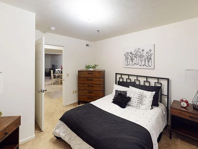 Tracy Creek Apartment Homes — Photo 53