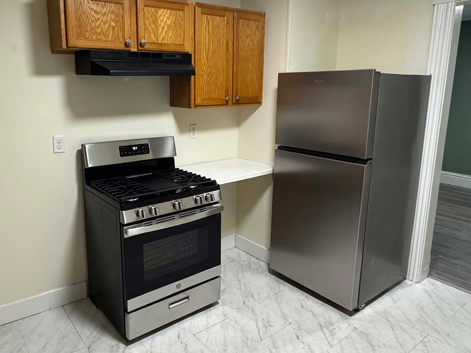 5 bed, 1825 sqft, $2,100 — Photo 3