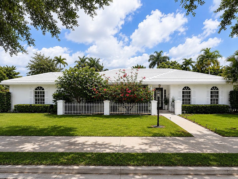 1st image of 431 Aurelia Ave