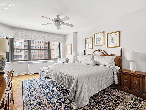 4th image of 20 Sutton Pl S APT 7B