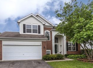 71 Timber Trails Ct, Gilberts, IL 60136