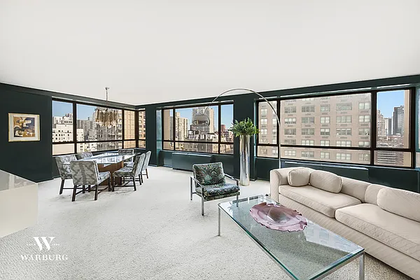 Sold by Warburg | media 1