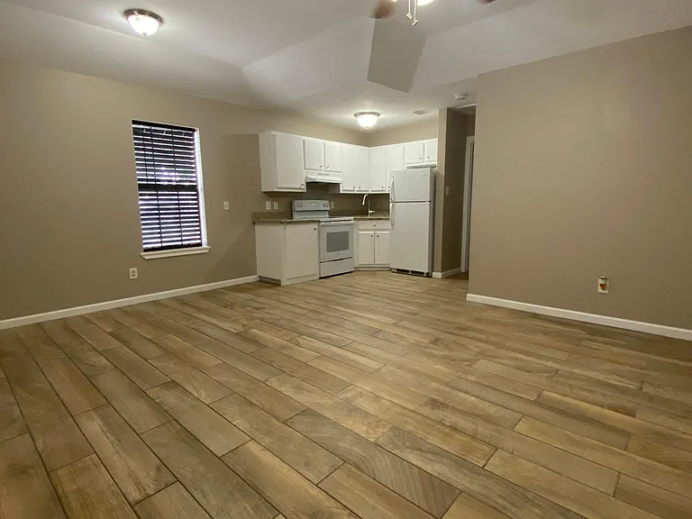 1204 Bryce Dr #5 — Photo 9