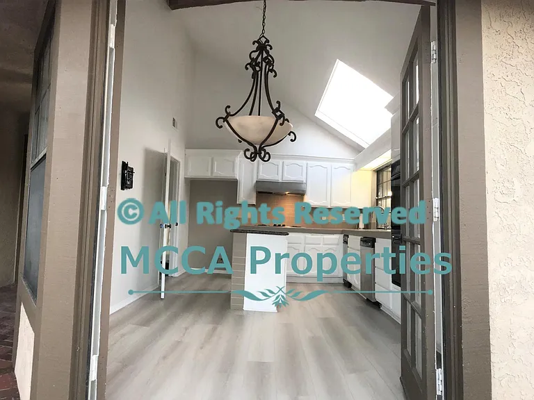 766 Calle Vallarta — Photo 17