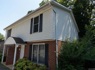 1119 12th Street Dr SW, Hickory, NC 28602