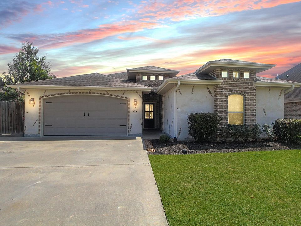 1st image of 6790 Woodridge Dr