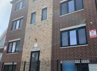 738 N Avers Ave #1N, Chicago, IL 60624