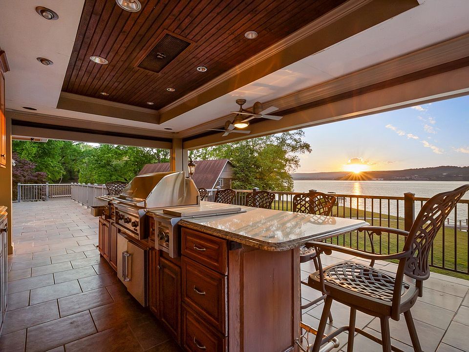 22nd image of 4919 Bal Harbor Cir