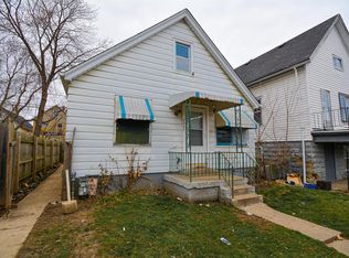2467 S 5th Pl, Milwaukee, WI 53207