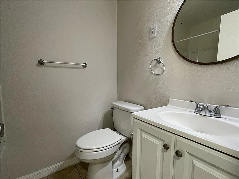 1208 Carlton Ave — Photo 14