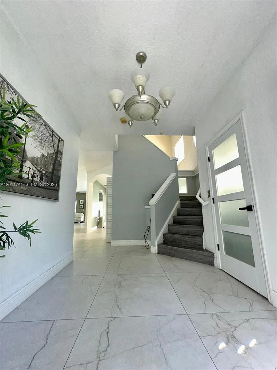 Building Photo - 1113 NW 97th Dr